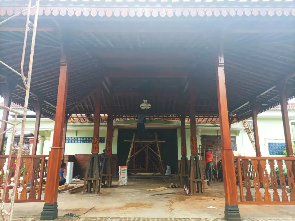 Joglo pendopo kayu jati