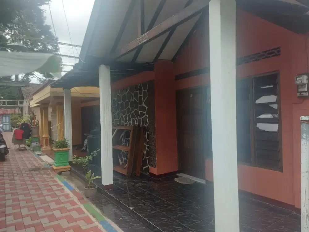 JUAL CEPAT Rumah Jl. Osamaliki, 700 m ke Pancasila