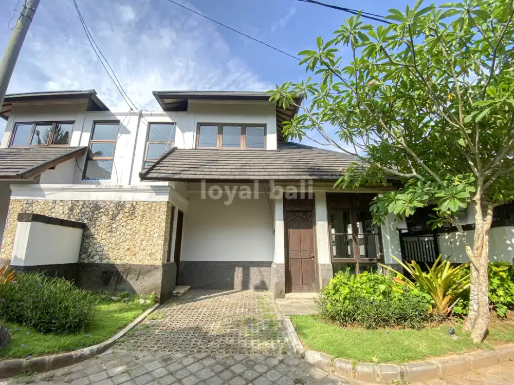 Rumah dengan Konsep Villa di Jimbaran, Bali – Siap Huni!