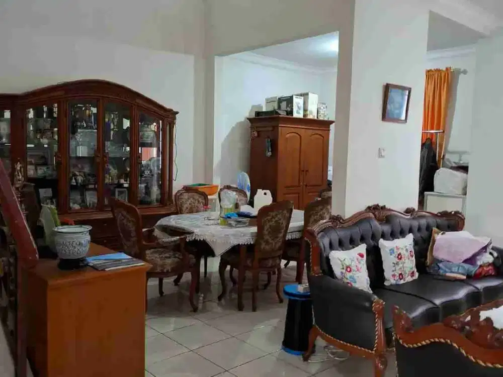 dijual rumah cantik dan bersih