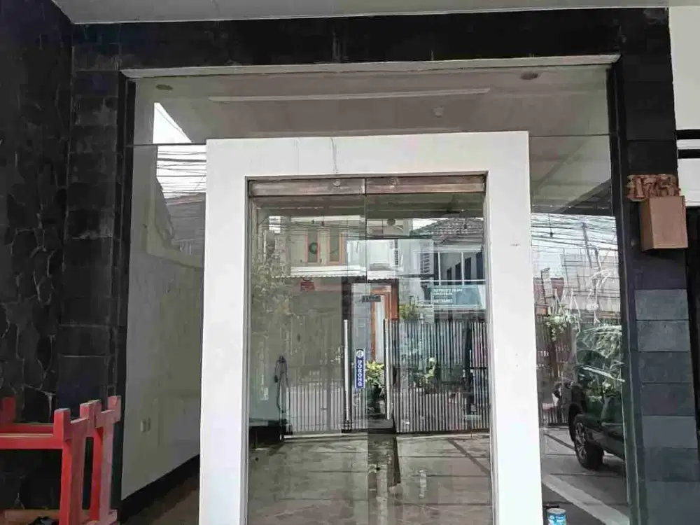 Disewakan Ruko/tempat usaha mainroad Ciwastra area ramai