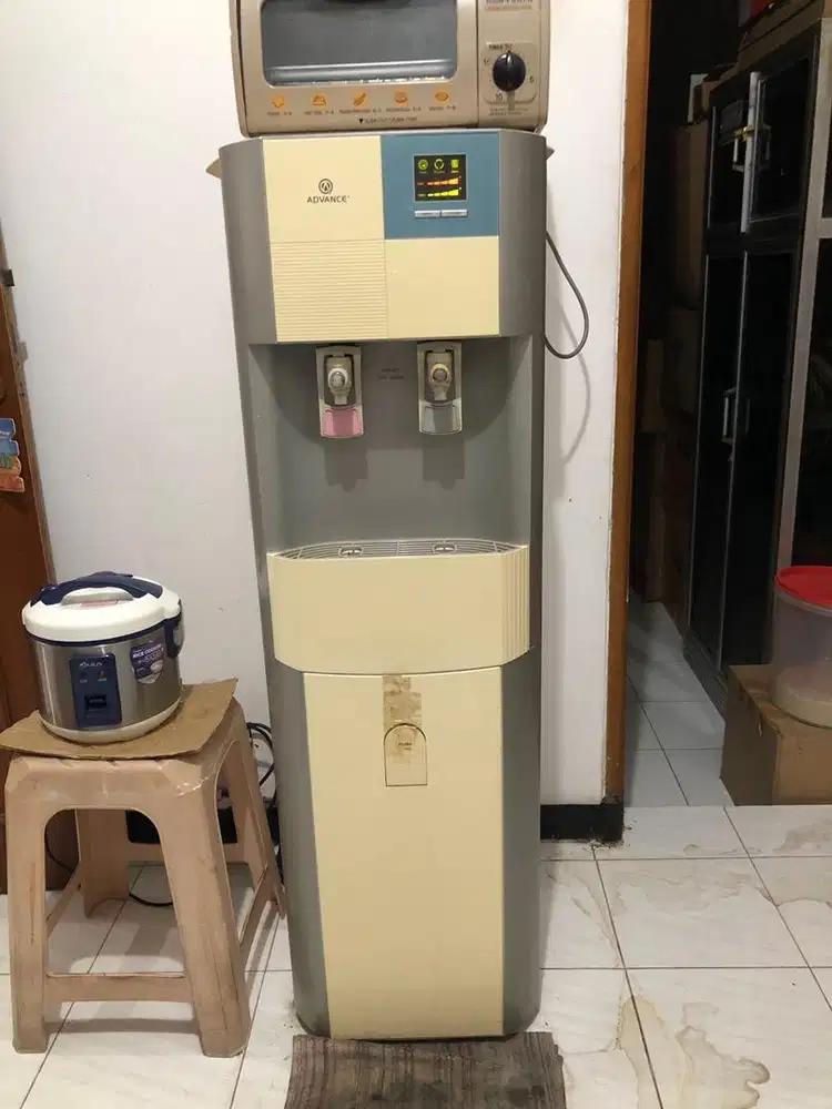 Dispenser Merk Advance