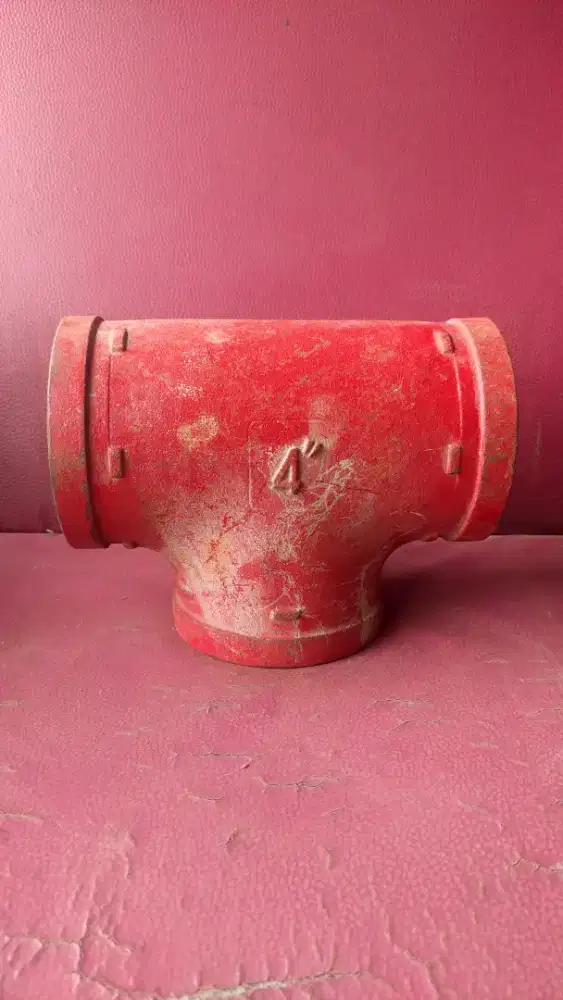 EQUAL TEE 4 INCH SHURJOINT 903 TAIWAN