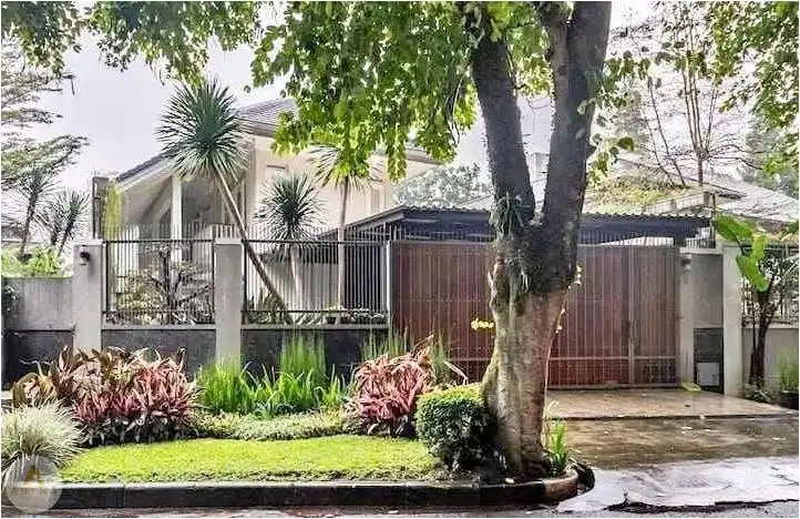 rumah di ciumbuleuit setiabudi full furnish siap huni