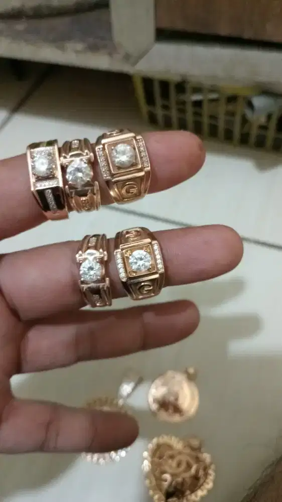 Terima jual perhisan emas dan perak dengan harga pasaran