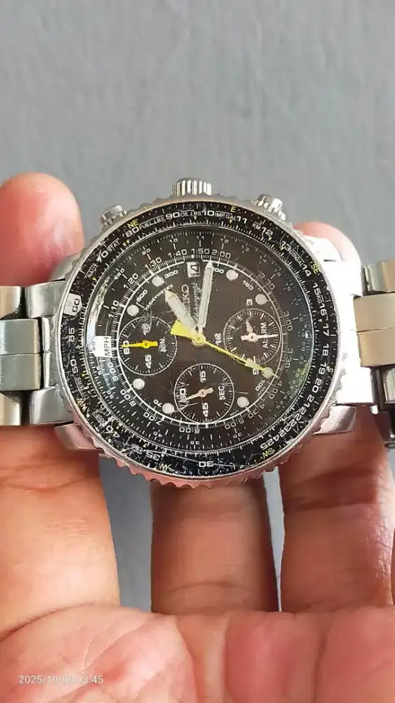 Seiko pilot jam keluaran penerbangan