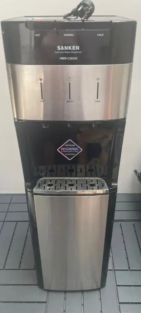 Di jual dispenser sanken gallon bawah