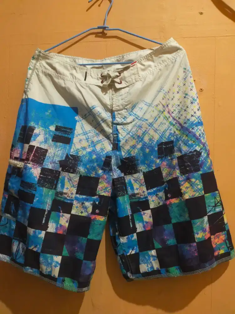 Celana surfing Quiksilver original size 34