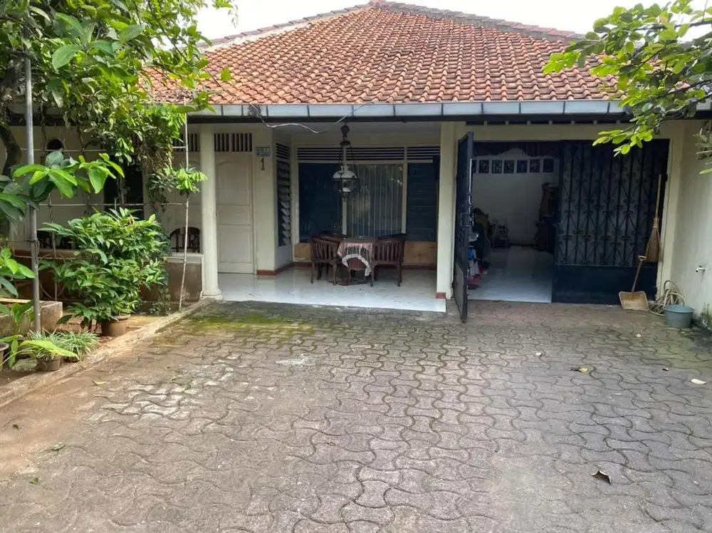 Dijual Rumah Cepat 1.5 lantai, cocok untuk usaha