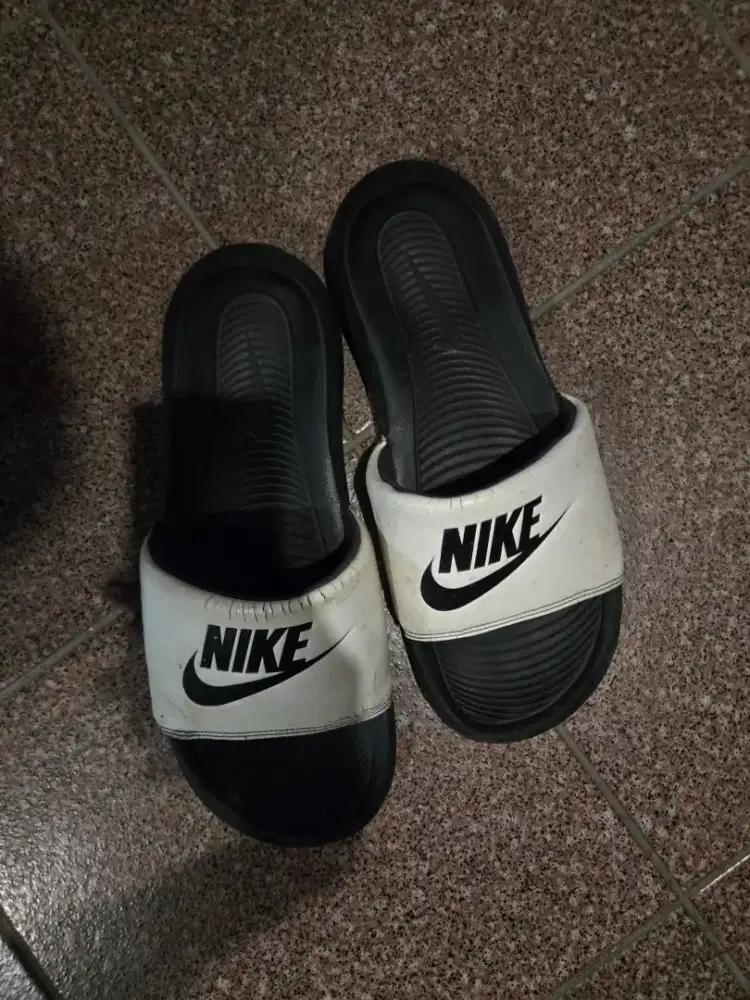 Sandal nike original size 43 malang