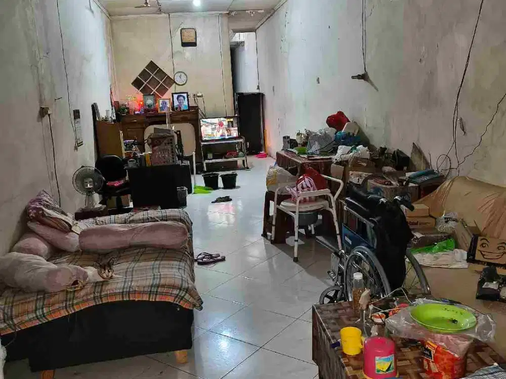 dijual rumah jembatan lima raya