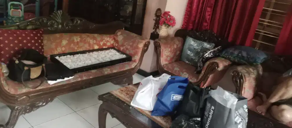 Mebel lemari dan tempat tidur