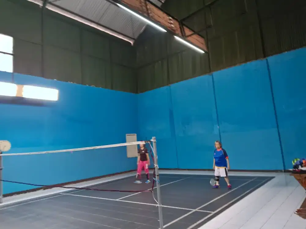 Lapang Badminton di Gg.Rukun II Jalan Leuwipanjang, Kota Bandung