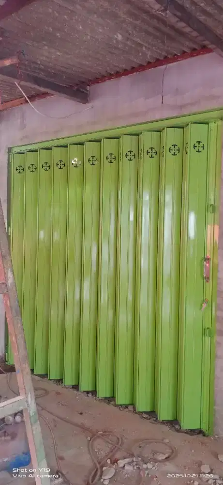 Pintu harmonika