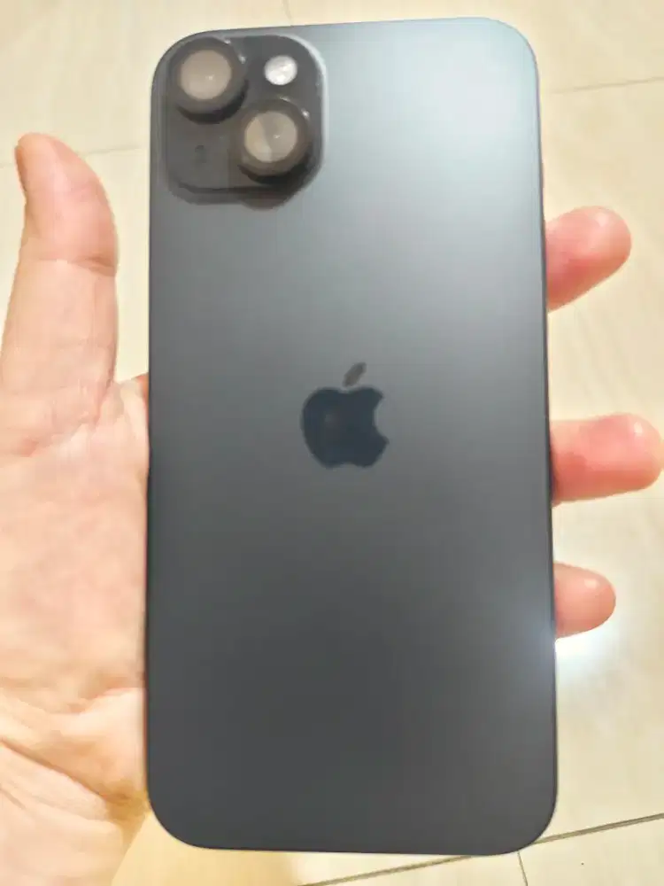 Dijual iphone 15 plus harga 10.000.000 nego tipis!