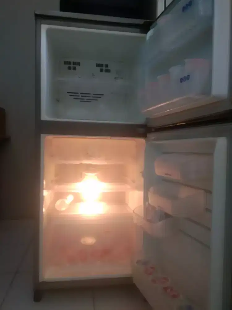 Kulkas LG 2pintu Original