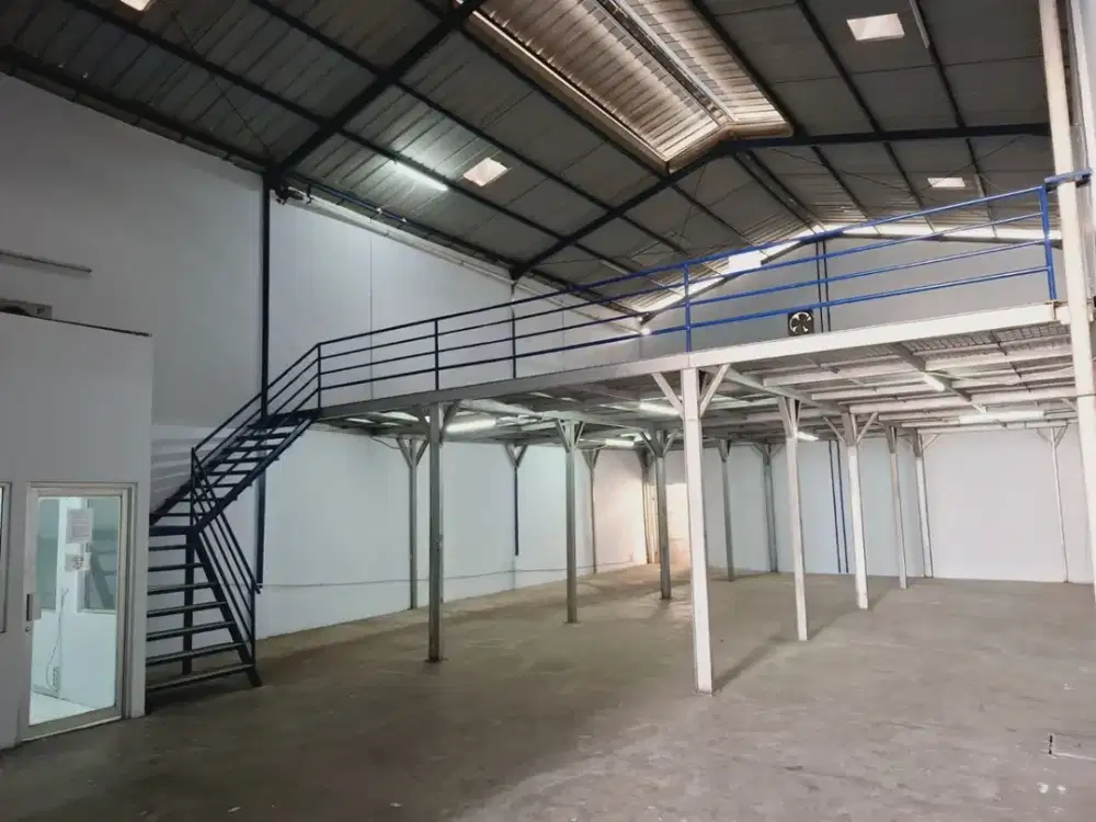 Dijual murah gudang di kamal business center
