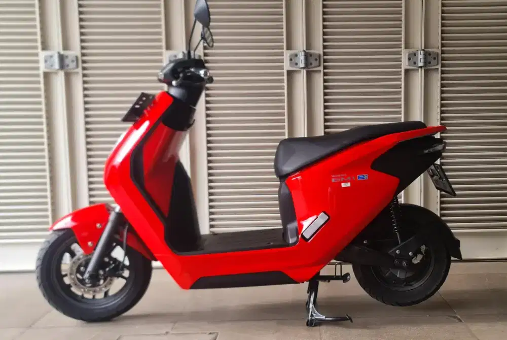 Honda EM1 E, plus Charger Battery, 2024