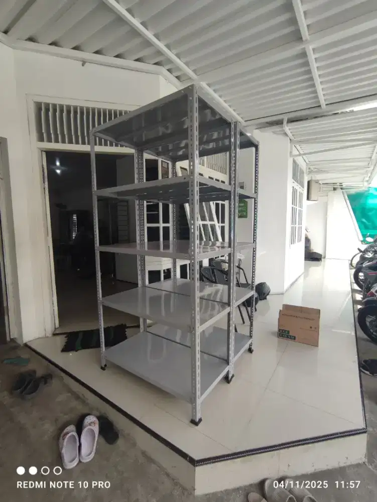 Rak siku besi murah cod di tempat.