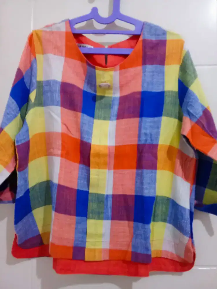 Atasan wanita motif kotak2 rainbow