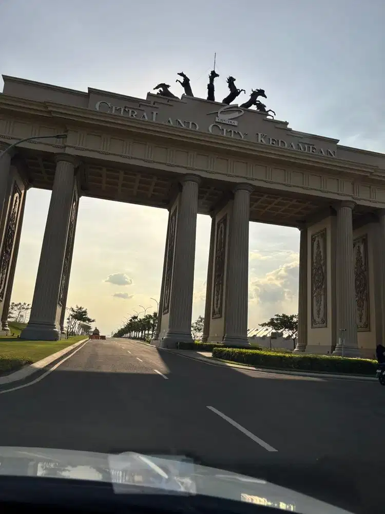 Disewakan rumah bulanan di citraland city kedamean