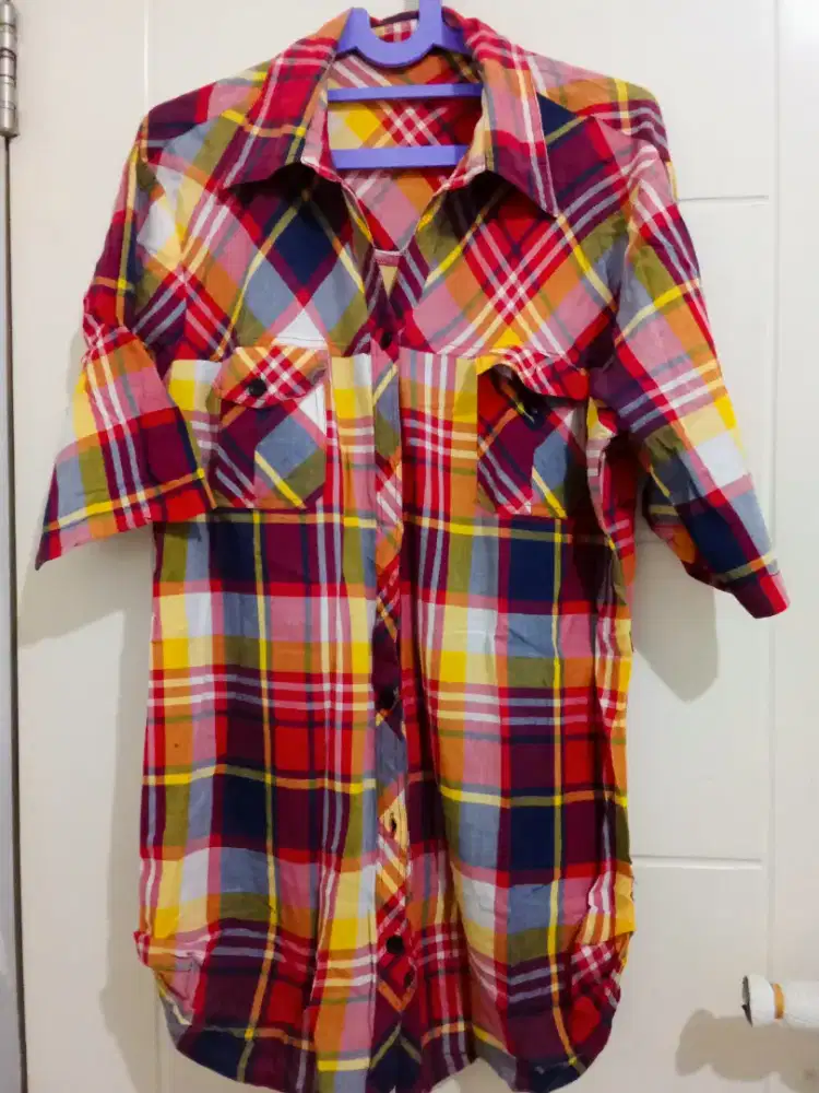 Preloved kemeja wanita motif kotak2