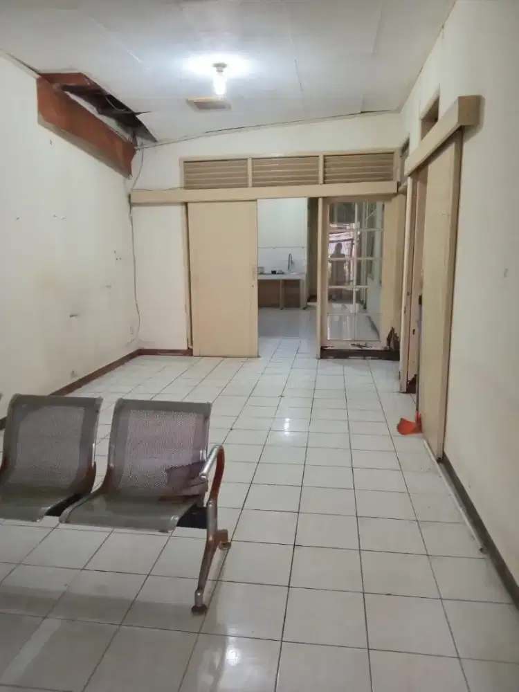 Rumah Lama Kurdi Selatan Bandung Siap huni