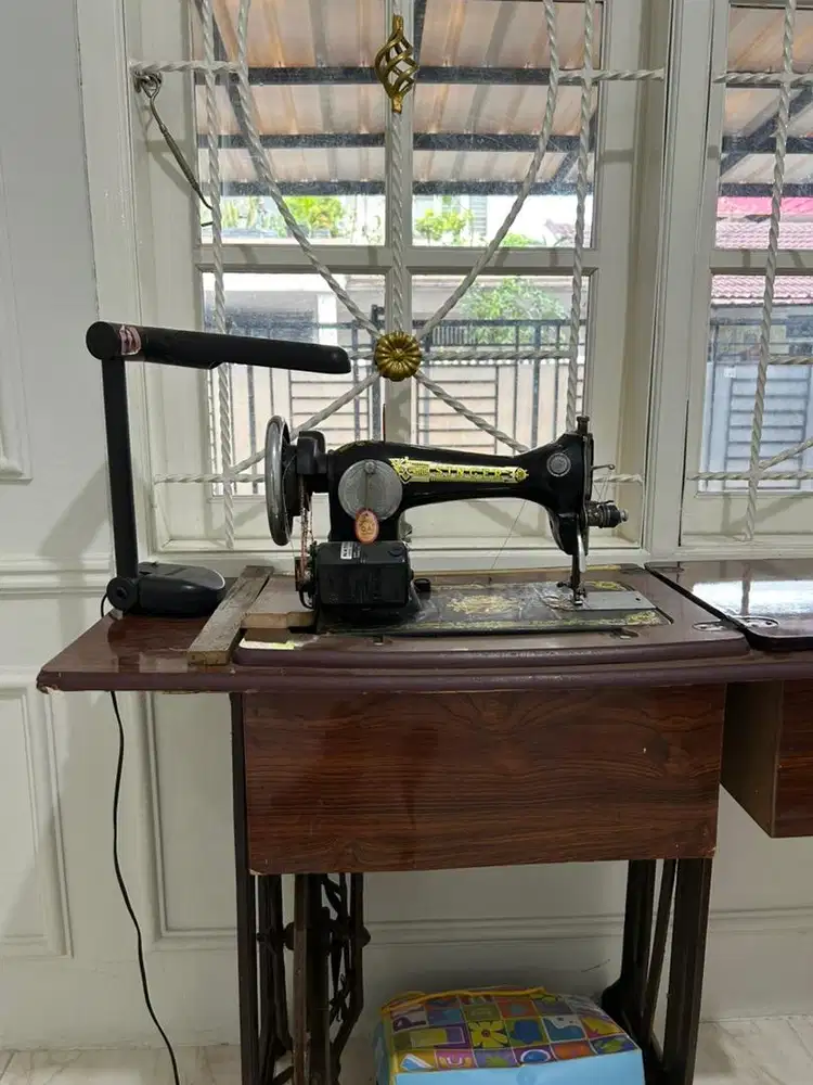 Jual mesin jahit bekas