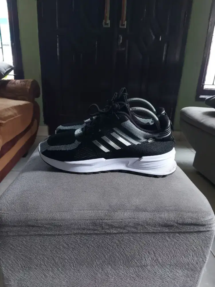 Sepatu adidas running murah bogor