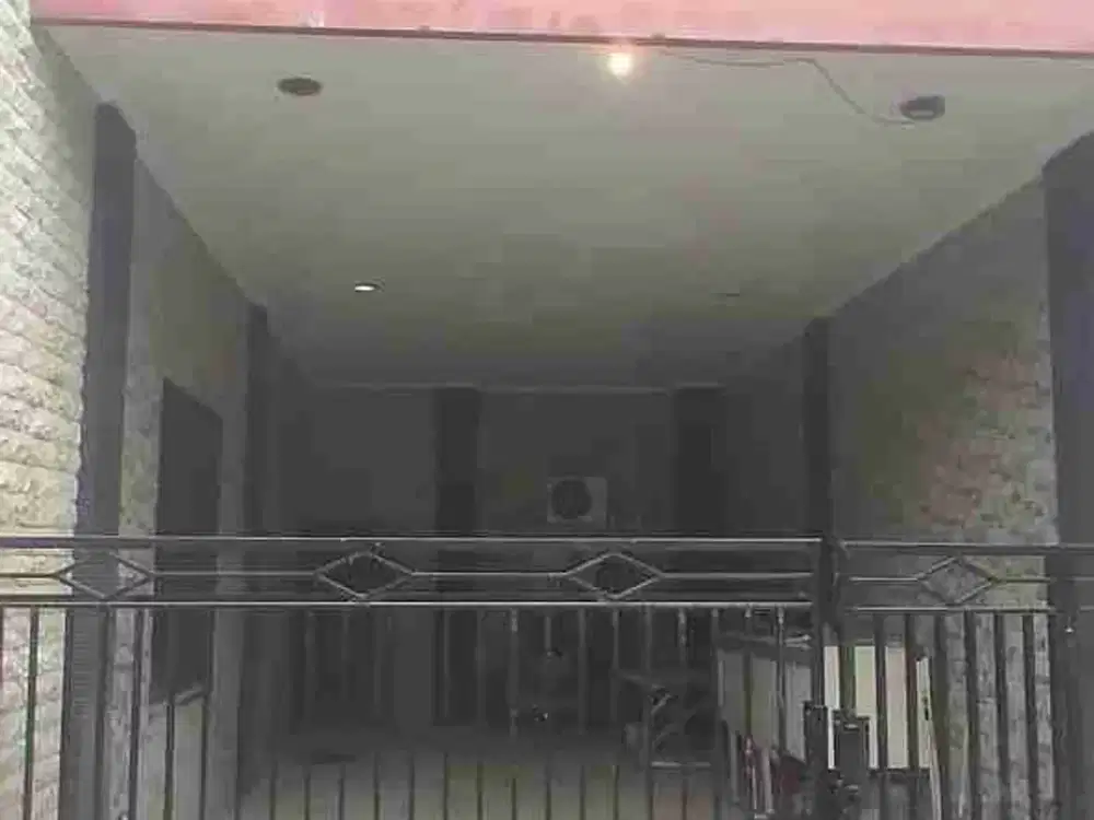 dijua rumah second lantai 2 kwanji sempidi