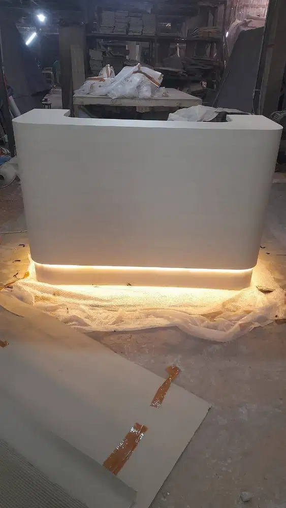 Front desk custom lengkap dengan lampu LED