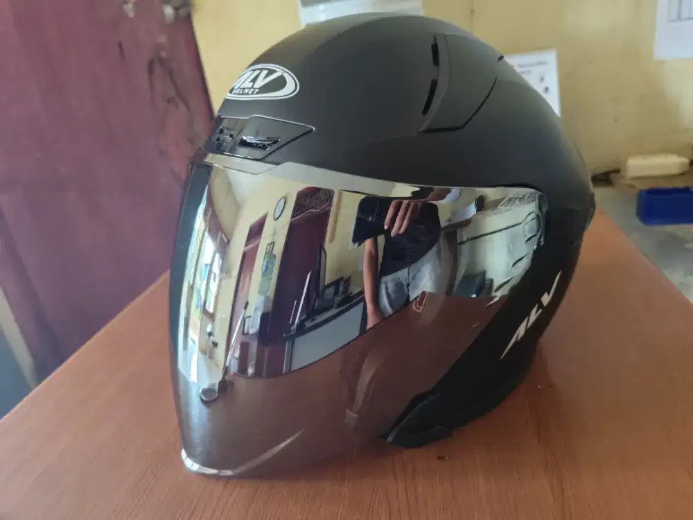 Helm ALV GENOS Versi Bluetooth (SNI)