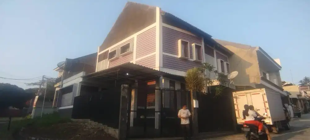 DIJUAL / DISEWAKAN RUMAH STRATEGIS 10 MENIT KE UNPAD & ITB