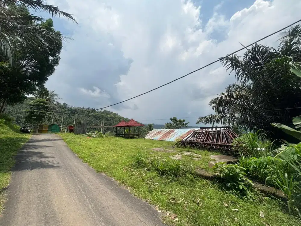 Tanah diatas bukit Bengkaung - Lombok Barat