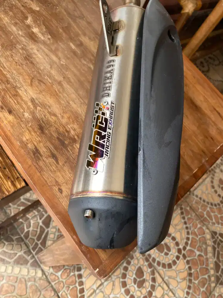 Dijual knalpot WRC aerox old LIKE NEW,baru dipake sebulan