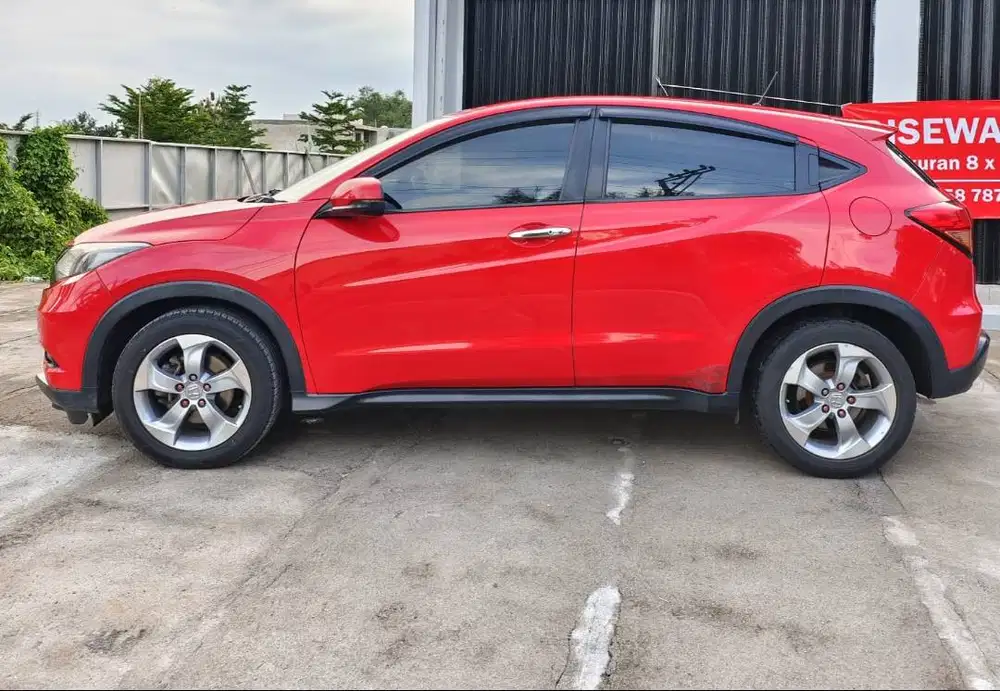 HRV E 1.5 CVT  [ DP MULAI 5JT ]