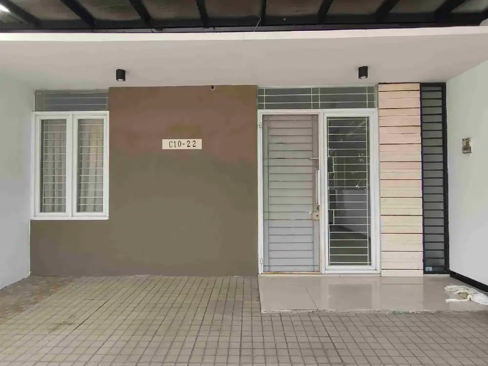 Rumah 1 lantai di Taman Holis Indah II, non furnished