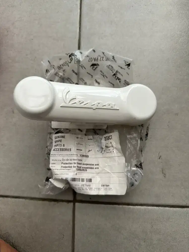 Cover Fork Vespa Putih