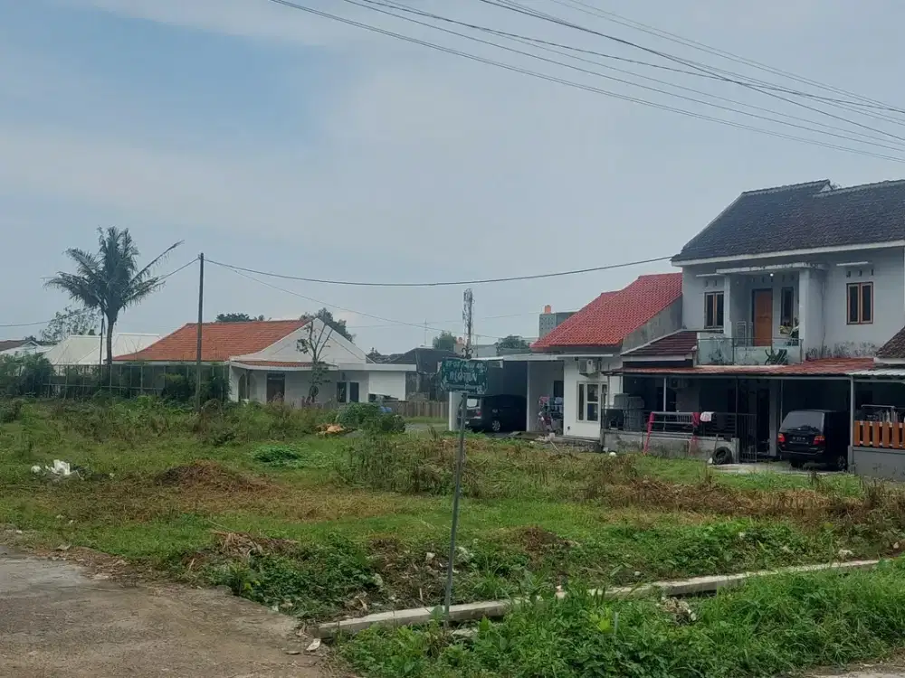 Wedomartani, Tanah Sleman Jogja, dekat Jogja Bay