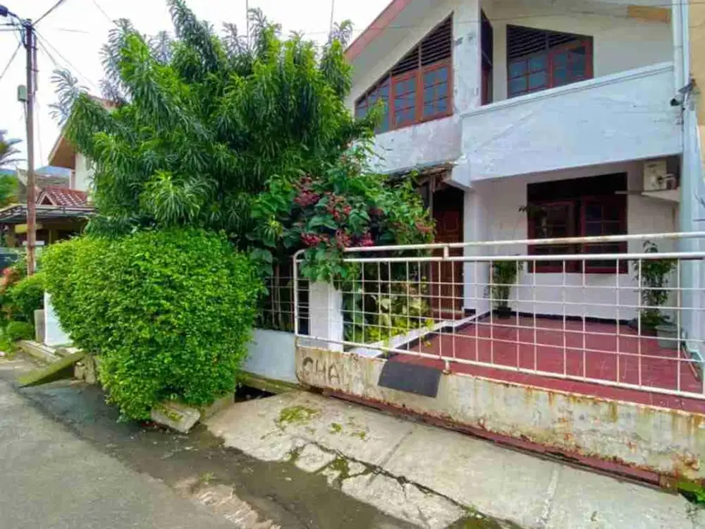 Dijual Rumah Asri siap huni di Taman Cimanggu