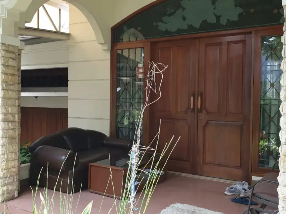 Dijual Rumah Asri Terawat Nyaman Siap Huni Loaksi Strategis di Setra Murni Bandung