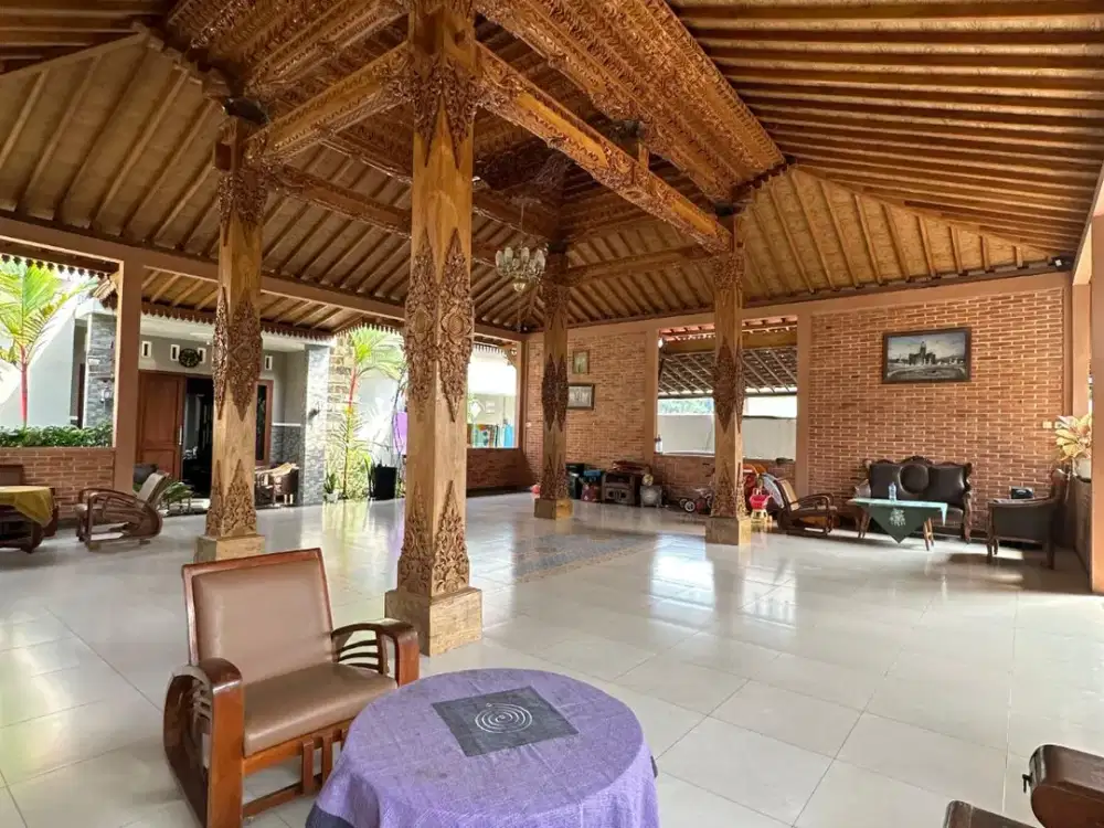 DIJUAL RUMAH JOGLO BESERTA RUMAH HUNIAN