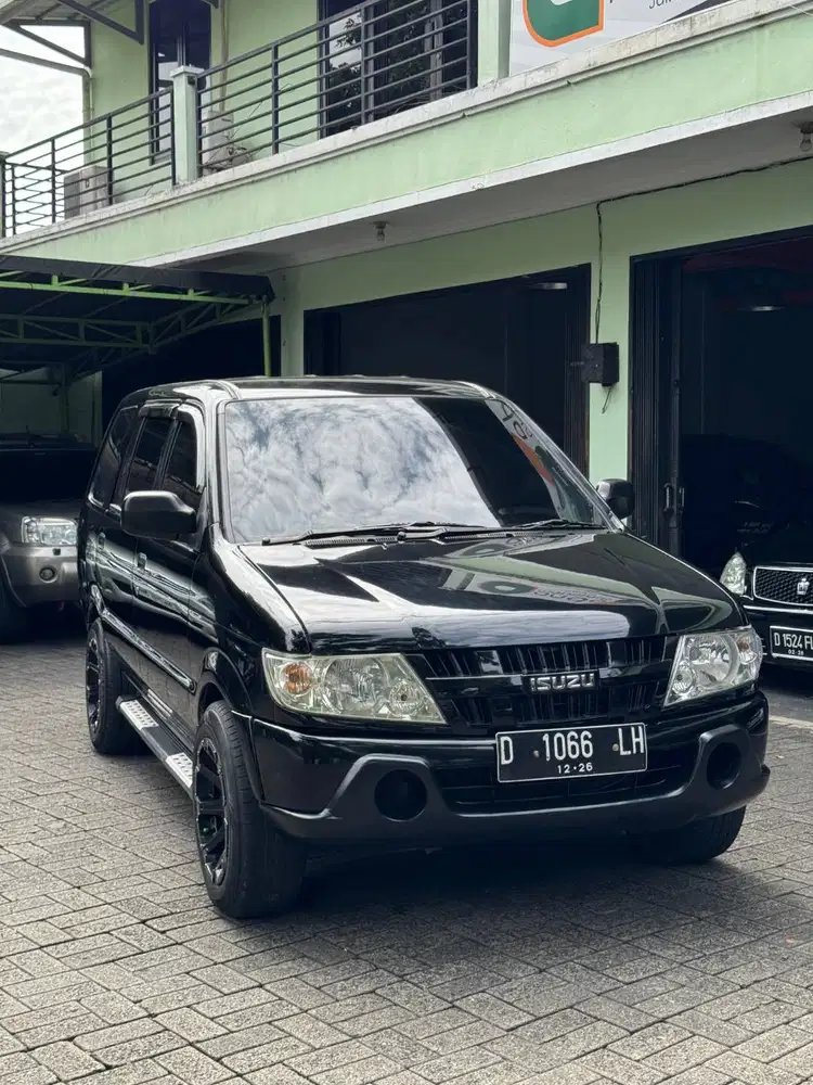 Jual Cash Honda Isuzu Panther Turbo LM 2.5 Manual 2017