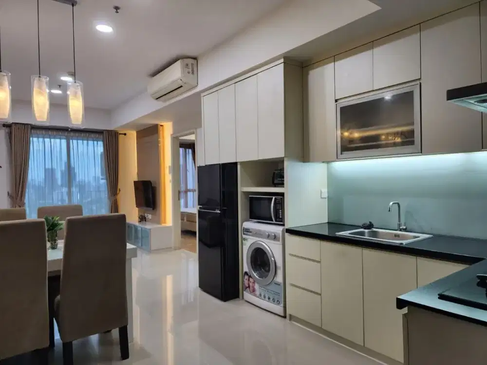 Sewa Casa Grande 1BR Baru Renovasi Siap Huni Lantai Tinggi View Bagus