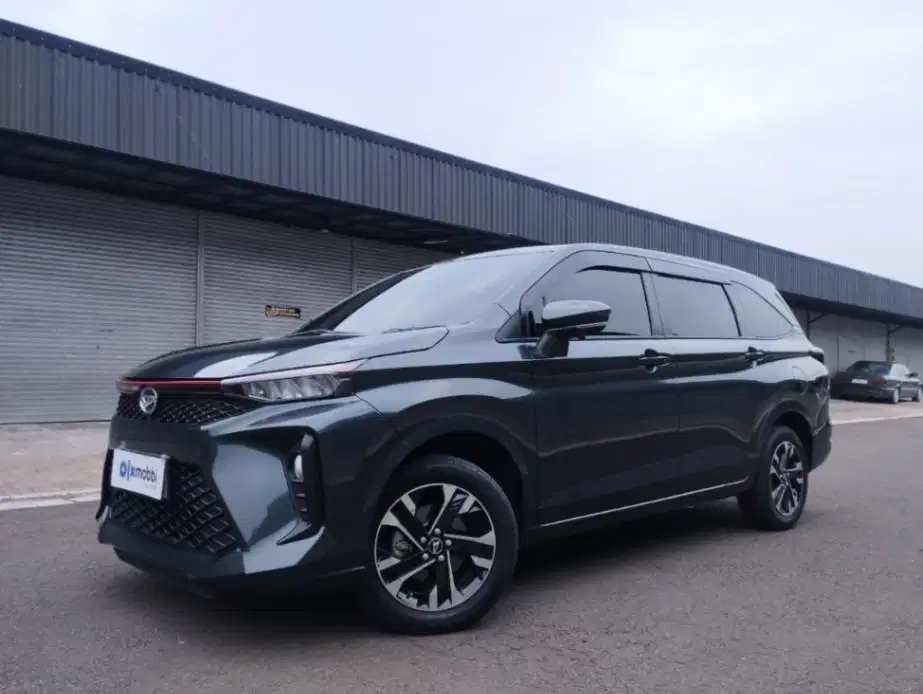 Like New Daihatsu Xenia Like New 1.5 R ASA Bensin-AT 2022