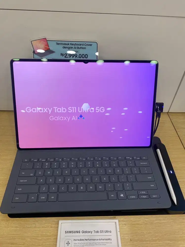 new galaxy samsung S11 ULTRA free keyboard cover