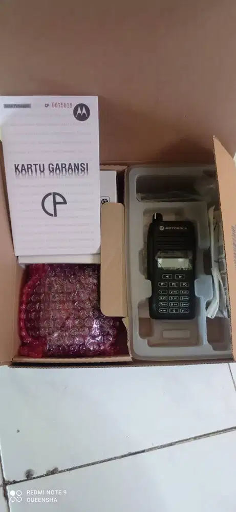 HT mottorola , inventaris kantor baru