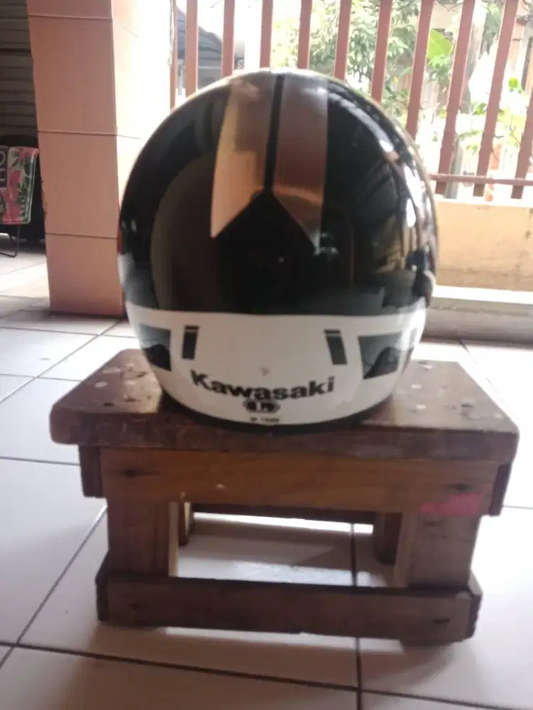 Helm Kawasaki KLX