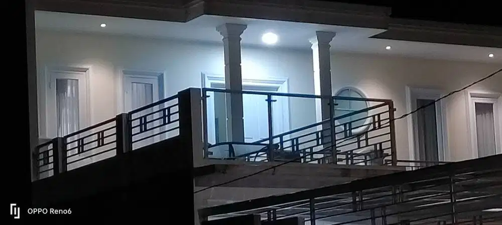 DISEWAKAN RUMAH 6 Kamar KM DALAM