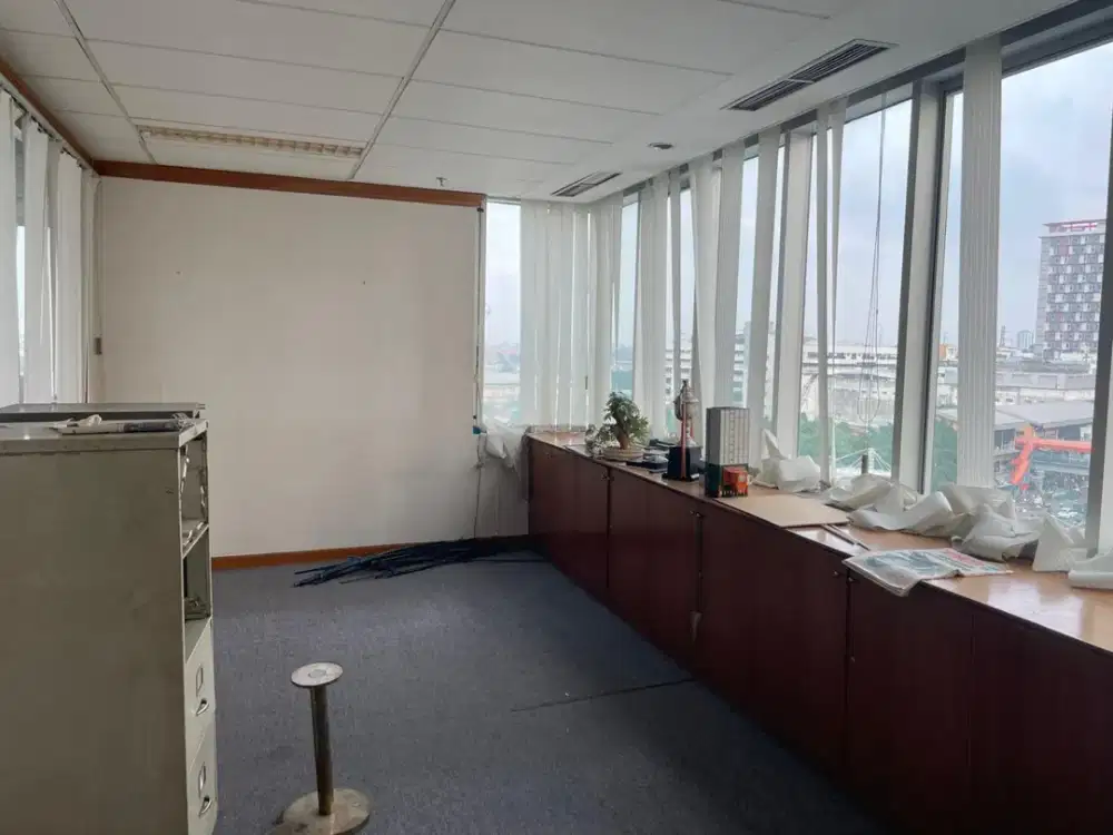 DIJUAL MURAH OFFICE SPACE DI MENARA ERA SENEN